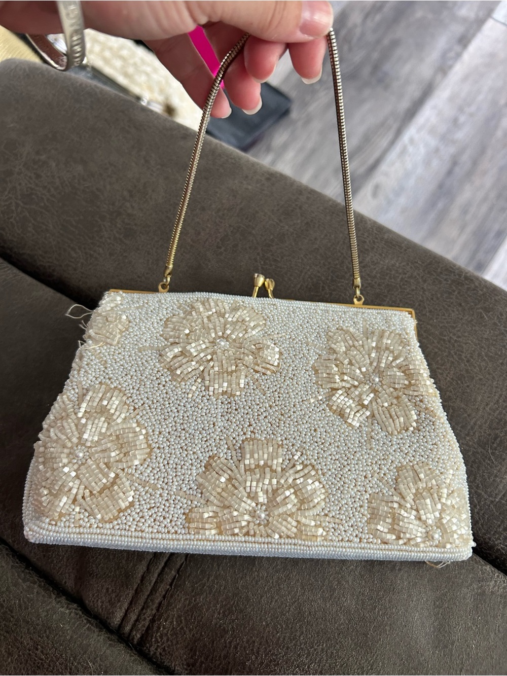 Elegant Beaded Evening Bag in Ivory and Gold